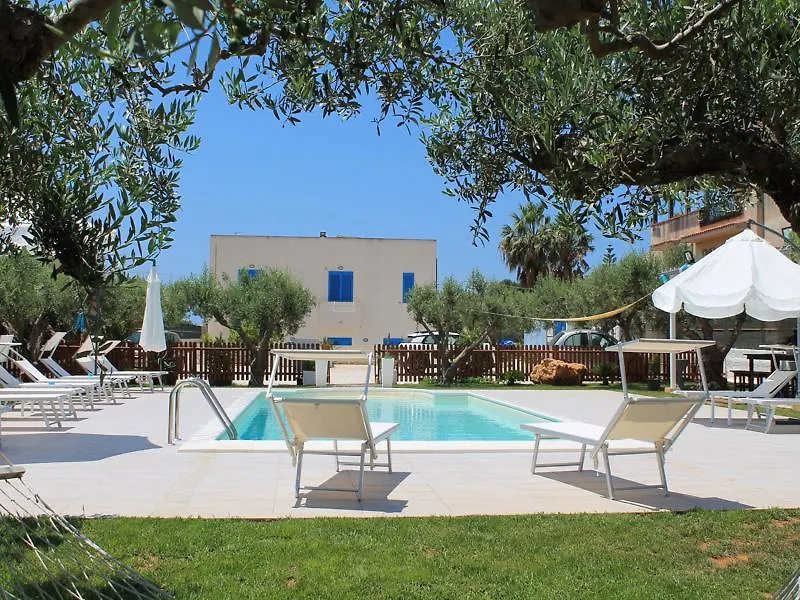Signorino Eco Resort & Spa Marsala 2*,