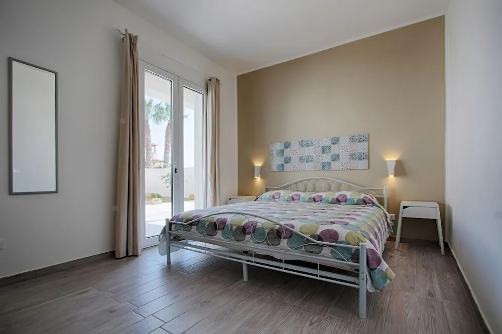 Signorino Eco Resort & Spa Marsala 2*,