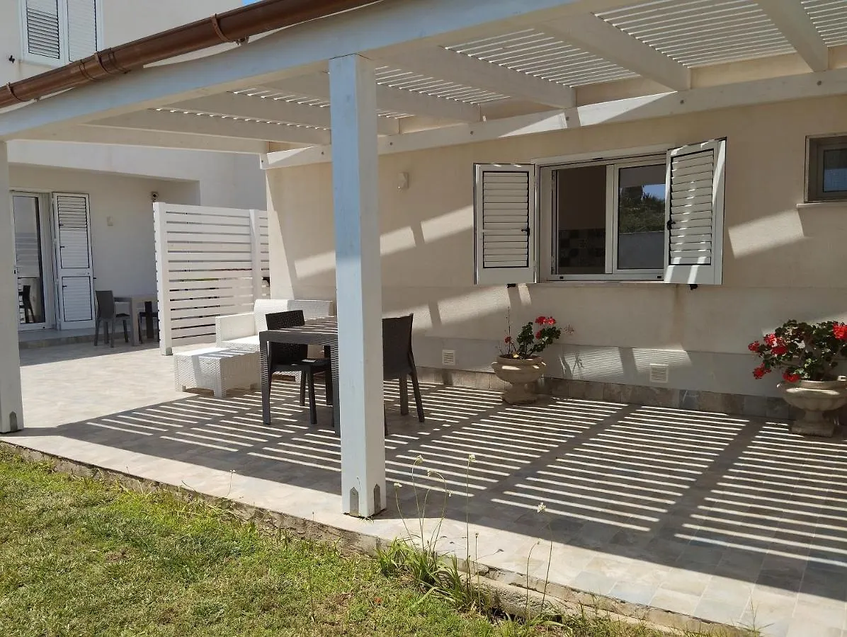 Signorino Eco Resort & Spa Marsala 2*,