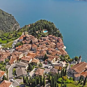  Appartamento Casa La Pief 3 Blue By Gardadomusmea Italia
